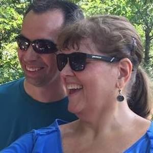 Meet your Posher, Carolyn